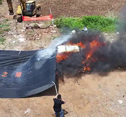 COUVERTURE ANTI-FEU POUR VOITURE